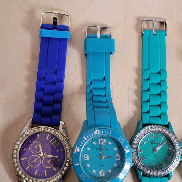 Geneva Watch Lot of 5 Blue Green Silicone Bands Untested No Batteries For Parts - Picture 3 of 15